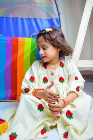 GIRL STRABERRY FROCK