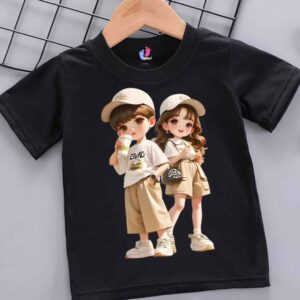 White T‑shirt with cute cartoon boy and girl graphic, worn by a child model – Mini Me Kids Wear Black T‑shirt with cute cartoon boy and girl graphic, worn by a child model – Mini Me Kids Wear